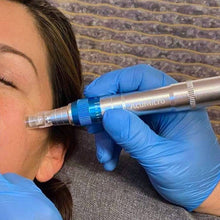 Load image into Gallery viewer, ALL INCLUSIVE PROFESSIONAL GRADE KIT | INCLUDES OUR NEWEST ACUMICRO PLUS+ PEN (Highest RPM) + ALL 7 TCM SERUMS + NEEDLE TIPS + HYALURONIC ACID