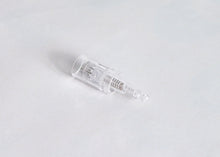 Load image into Gallery viewer, STANDARD PEN KIT (Lower RPM) + ALL 7 SERUMS + NEEDLE TIPS